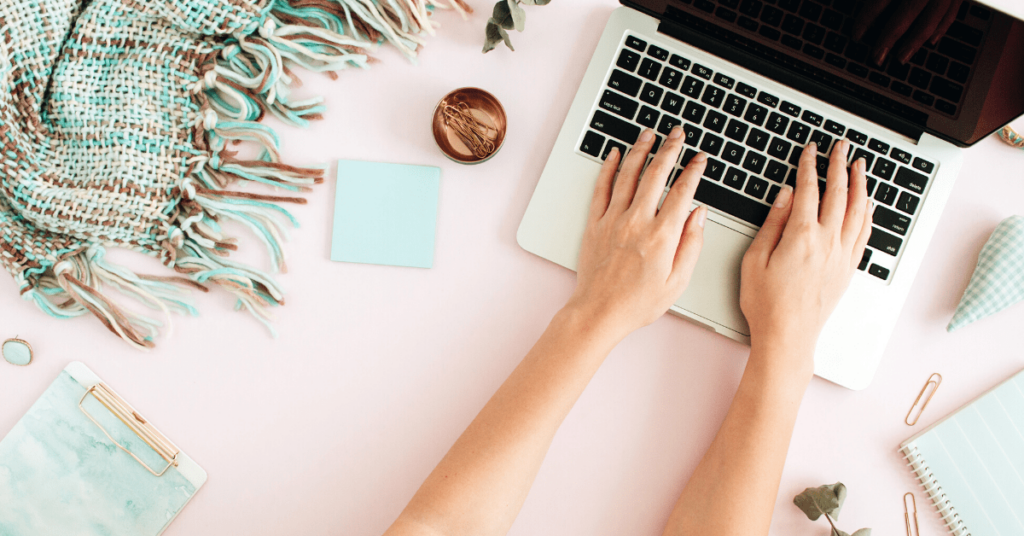 woman on laptop blogging to make money online