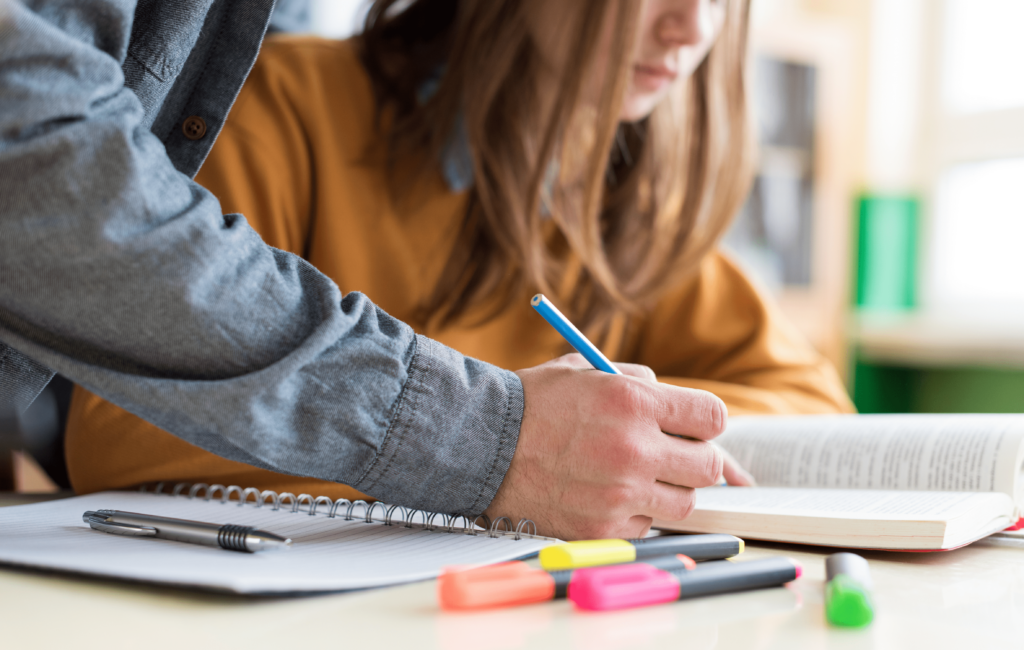 retired teacher tutoring