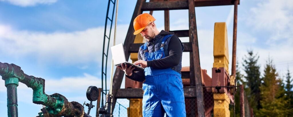 a field technician working on issues in public utilities